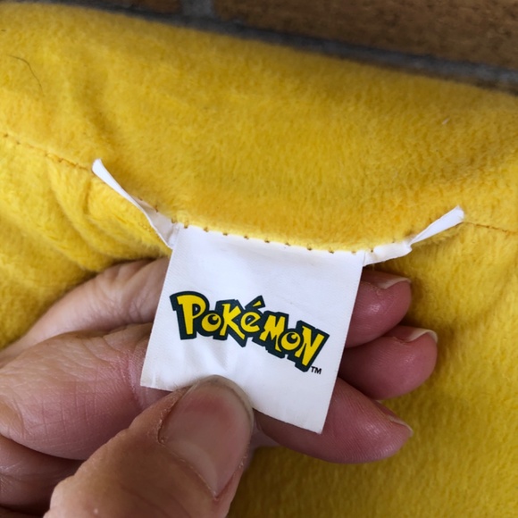 Pokémon Pikachu shape cuddle pillow 2017 stuffed toy plush 13” plushie - Picture 5 of 9